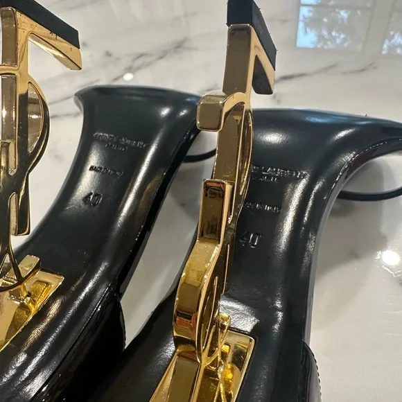 Yves Saint Laurent Patent Leather Opyum Sandale - Picture 4 of 5